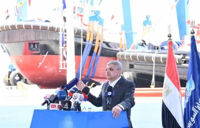 بالشراكة مع «ترسانة جنوب البحر الأحمر» ..تدشين القاطرتين عزم 1" و"عزم 2" بمصنع مصر للقاطرات