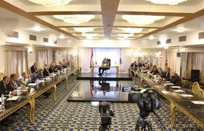 أبرزها إرجاء تنفيذ الإضراب.. تفاصيل اجتماع نقيب المحامين ونقباء الفرعيات بشأن أزمة الرسوم القضائية