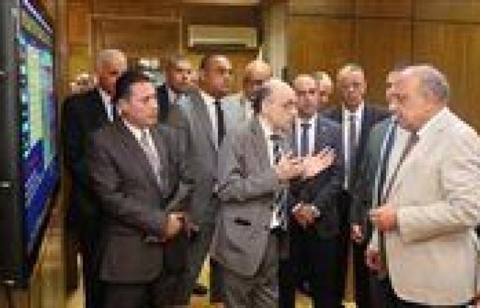 وزير الكهرباء يتفقد هيئة المواد النووية ويستعرض مشروعات العمل الحالية