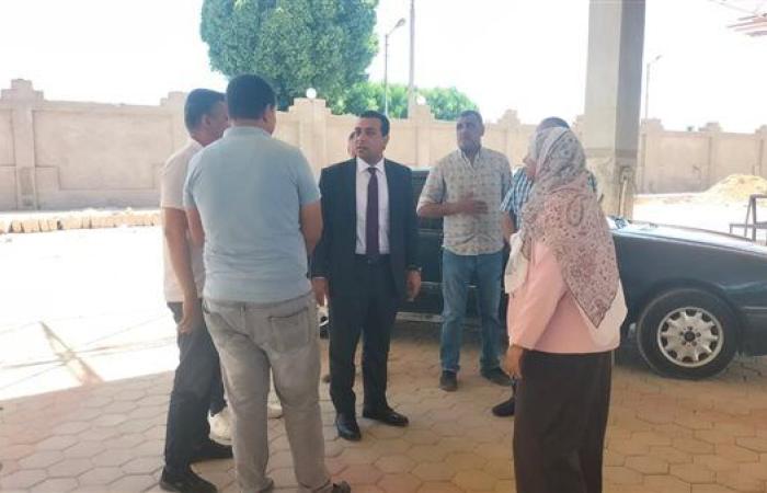 نائب محافظ قنا يتفقد مشروع إنشاء مجمع مواقف نجع حمادي الجديد