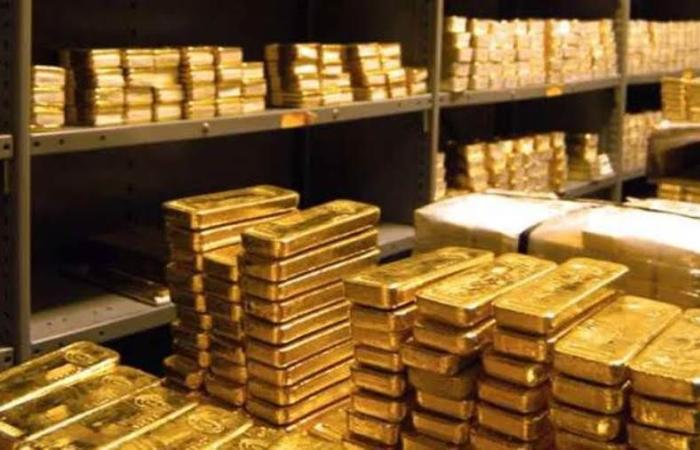 المركزي: أرصدة الذهب بالاحتياطي الأجنبي تسجل 13.59 مليار دولار بنهاية يونيو 2025