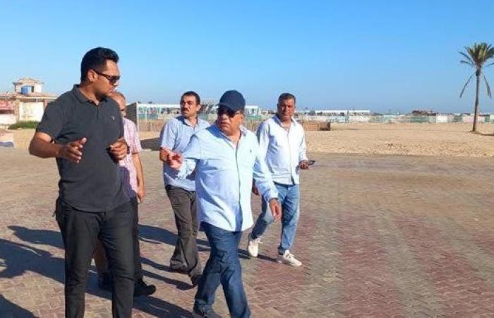 محافظ الدقهلية يتفقد الشاطئ والكورنيش وعدد من الشوارع بمدينة جمصة