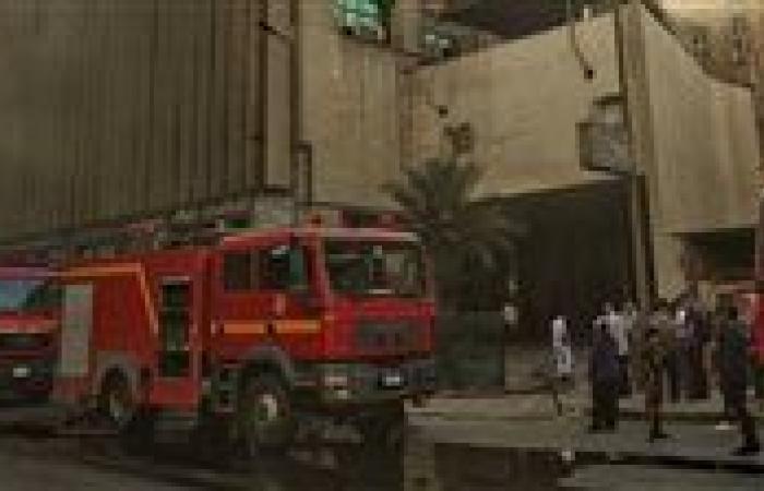 قيادات الشركة المصرية للاتصالات في موقع حريق سنترال رمسيس لمتابعة الحادث