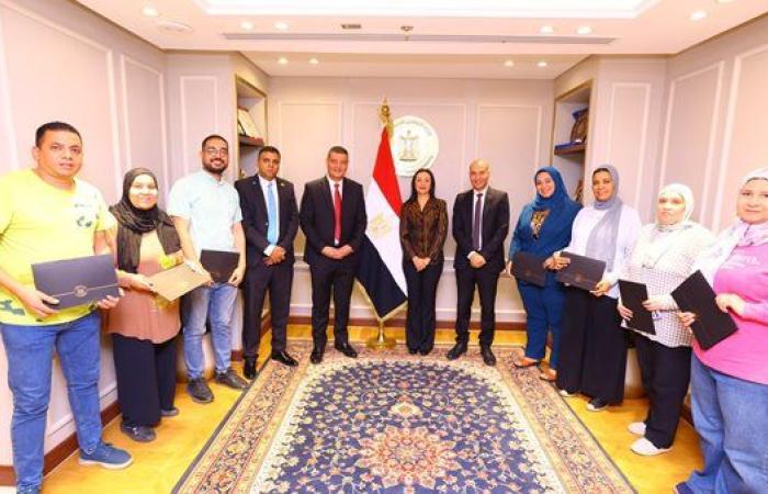 وزيرة التضامن الاجتماعي تكرم الوحدة المركزية للجمعيات الأهلية