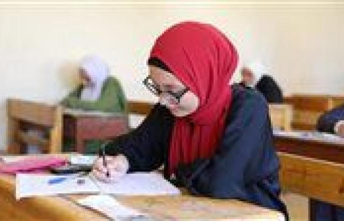 بدء امتحان الديناميكا لطلاب الثانوية العامة النظام القديم منذ قليل