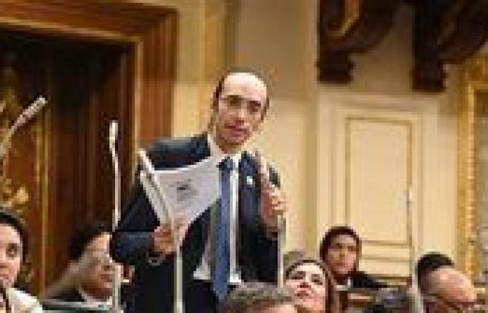 «اشتراط ٧٠% للنجاح في مادة التربية الدينية عبء على الطالب» .. مجلس النواب يناقش تعديلات نائب التنسيقية محمد عبد العزيز في مشروع قانون التعليم