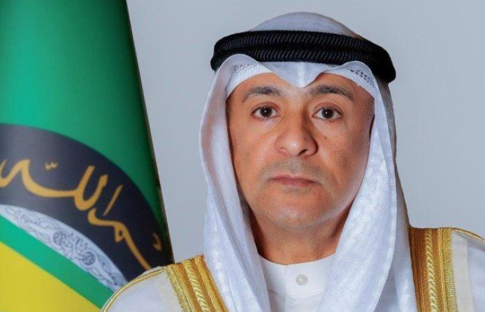 أمين مجلس التعاون يعرب عن تضامنه مع سوريا إثر حرائق الغابات باللاذقية