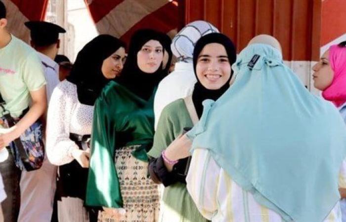 طلاب الثانوية يختتمون الامتحانات 2025 غدًا.. ما هي توجيهات وزير التعليم؟