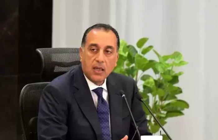 رئيس
      الوزراء
      يوجه
      الشكر
      لرجال
      الحماية
      المدنية
      على
      جهودهم
      فى
      التعامل
      مع
      حريق
      سنترال
      رمسيس