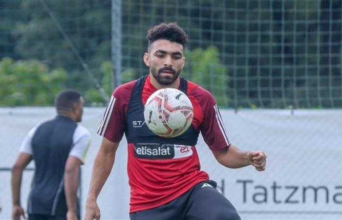 عاجل|"بصفقة مثيرة".. سيراميكا كليوباترا يتعاقد مع خالد عبد الفتاح