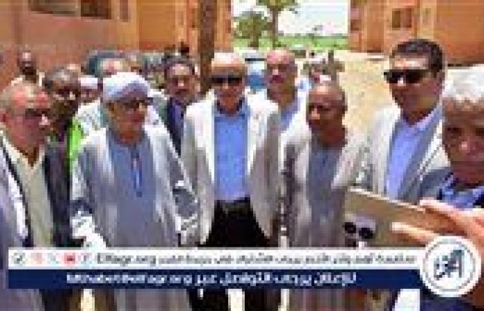 محافظ الأقصر يتفقد عمارات الزينيه ويوجه بسرعة استكمال المرافق وتسليم الوحدات