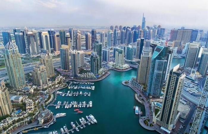 دبي
      تشهد
      بيع
      فيلتين
      فاخرتين
      قيد
      الإنشاء
      بـ430
      مليون
      درهم - غاية السعودية
