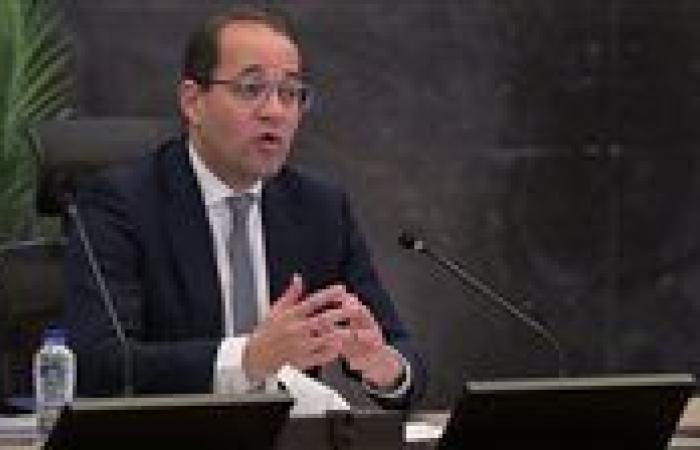 عاجل| الطروحات الحكومية.. كلمة السر لصرف 2.4 مليار دولار لمصر