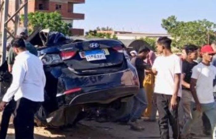 مصرع شخصين في اصطدام ملاكي بعامود كهرباء بالمنوفية