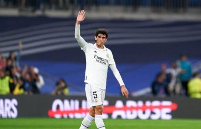 فريق في الدرجة الثانية الإسباني يتعاقد مع مدافع ريال مدريد
