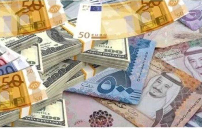 بالبلدي: أسعار
      العملات
      العربية
      و
      الأجنبية
      في
      مصر
      اليوم..
      الثلاثاء
      15-7-2025