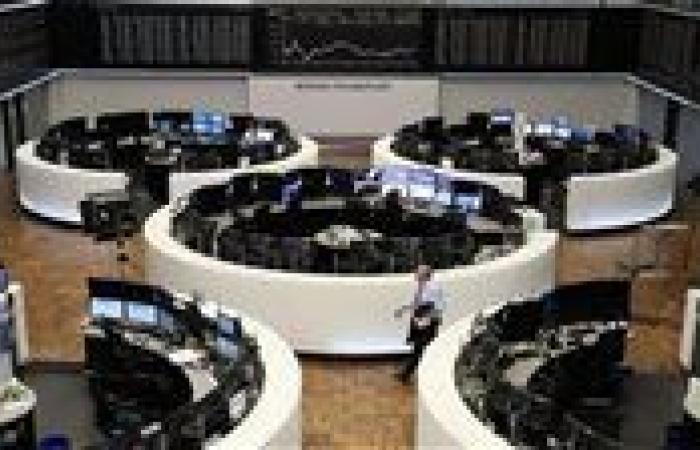 االبورصات الأوروبية تغلق على تراجع مع ترقب تطورات الرسوم الجمركية