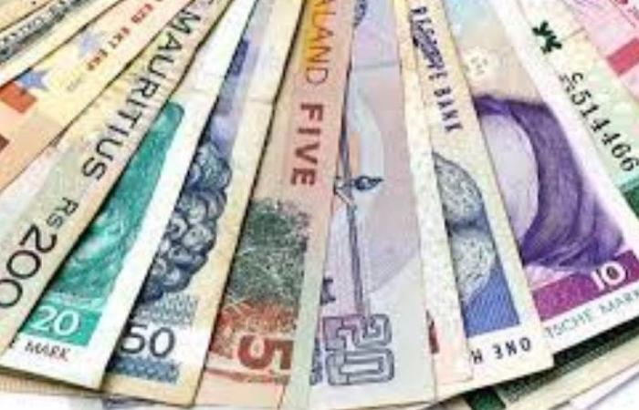 أسعار العملات اليوم الخميس: ارتفاع اليورو والجنيه الاسترليني والريال السعودي