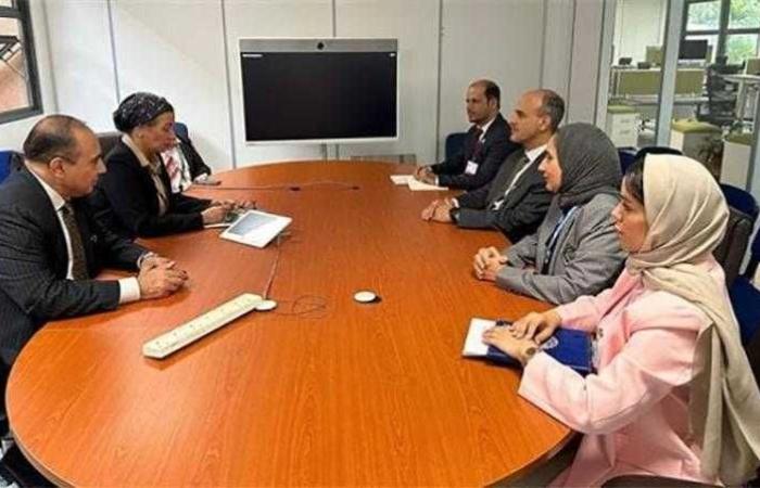 وزيرة البيئة تعقد لقاءً ثنائيًا مع نظيرها العماني لبحث التعاون الثنائي بين البلدين