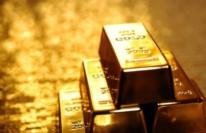 الدهب يحافظ على تماسكه وسط تضخم أمريكي.. شوف الأسعار رايحة على فين