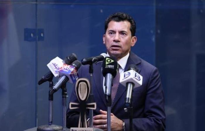 وزير الرياضة يشهد المؤتمر الصحفي وانطلاق بطولة العالم للناشئين للإسكواش