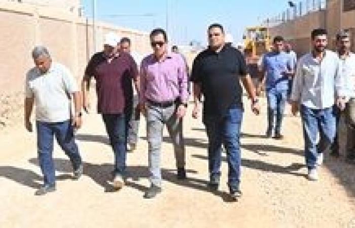 وزير الإسكان يتابع تطوير منظومة الصرف الصناعي ورفع كفاءة المناطق الصناعية بالعاشر من رمضان