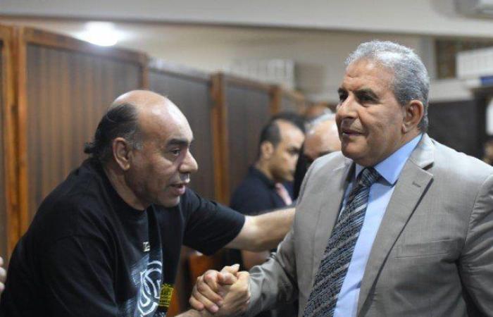 بالصور.. نجوم الرياضة يقدمون واجب العزاء لأسرة الراحل ميمي عبد الرازق بمسجد آل رشدان