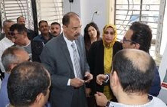 محافظ سوهاج يتفقد التشغيل التجريبي للمركز الطبي بحي الكوثر