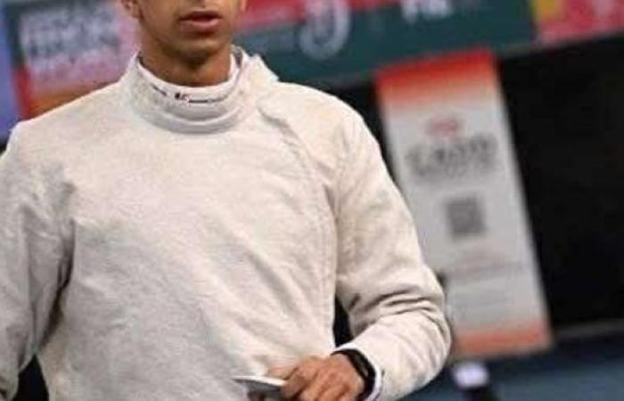 فوز أحمد هشام بميدالية في بطولة العالم لسلاح السيف