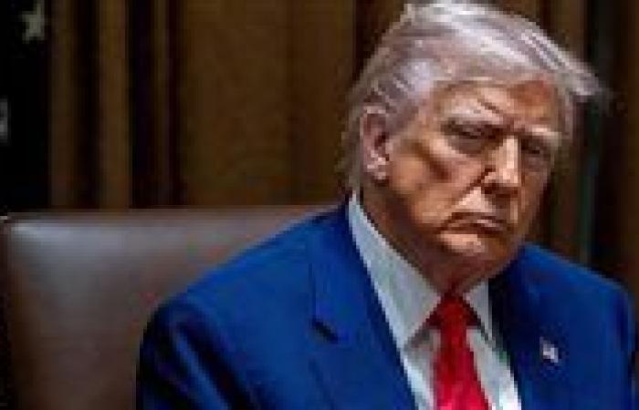 «زعيم البيت الأبيض يلوح بورقة عقوبات».. ترامب يطالب كمبوديا وتايلاند بوقف فوري للحرب