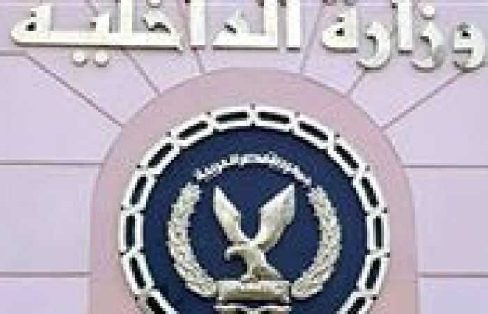 الداخلية تضبط طفلًا يقود سيارة ملاكي بالقاهرة وتُحيل والده للتحقيق بعد تعريض حياة المواطنين للخطر