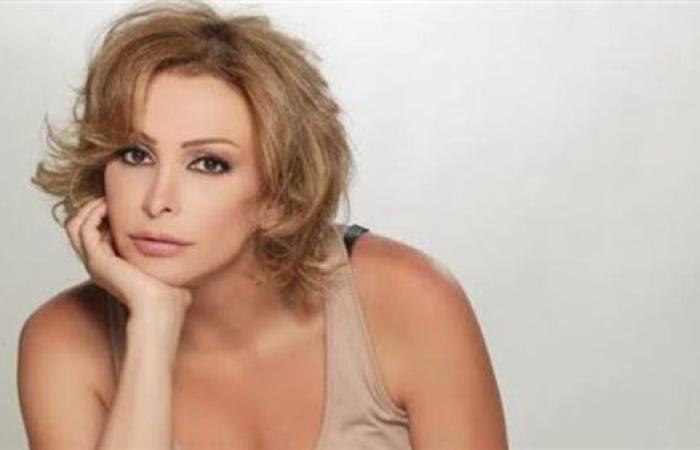 “أمل حجازي” تفاجئ جمهورها مجددًا.. خلع الحجاب رسميًا بعد 8 سنوات