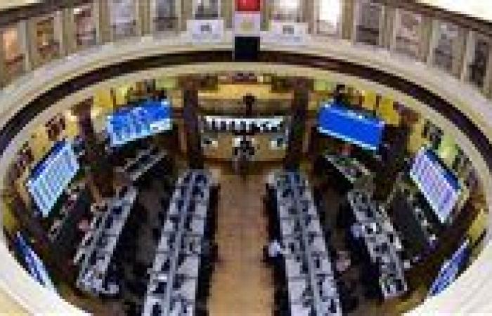 ارتفاع مبيعات العرب والأجانب بالبورصة المصرية إلى 2.4 مليار جنيه خلال يوليو