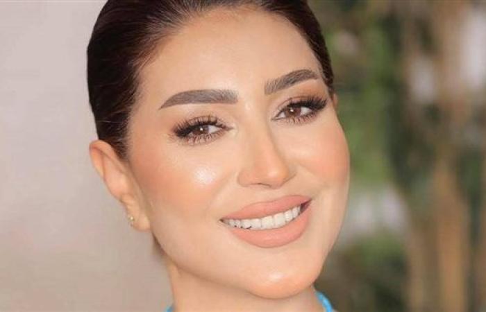 محامي الفنانة وفاء عامر يكشف مفاجأة حول حقيقة سفرها للخارج