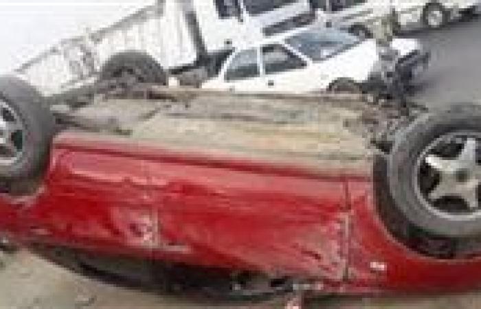 حادث على طريق العاشر من رمضان يسفر عن مصرع وإصابة 5 أشخاص