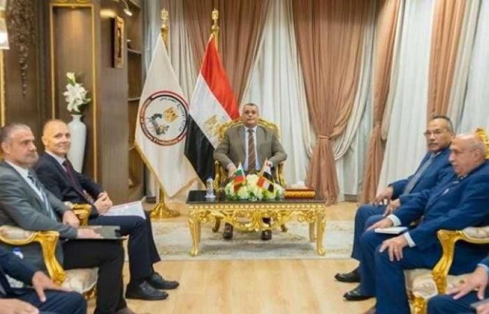 وزير الإنتاج الحربي يناقش مع سفير بلغاريا بالقاهرة سبل تعزيز التعاون المشترك