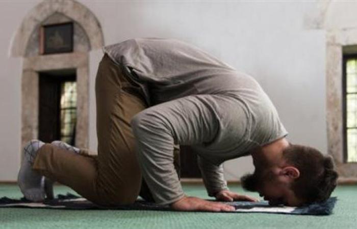 ما حكم تغيير النية في الصلاة؟.. أمين الفتوى يجيب