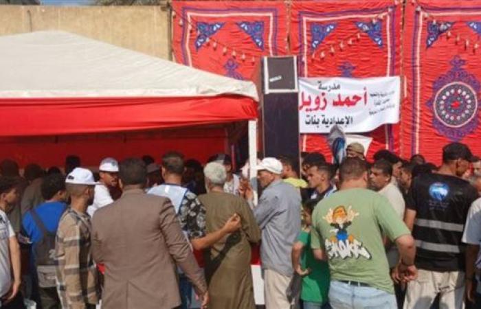 انتخابات الشيوخ 2025.. حضور ملحوظ للناخبين أمام مجمع المدارس بدار السلام