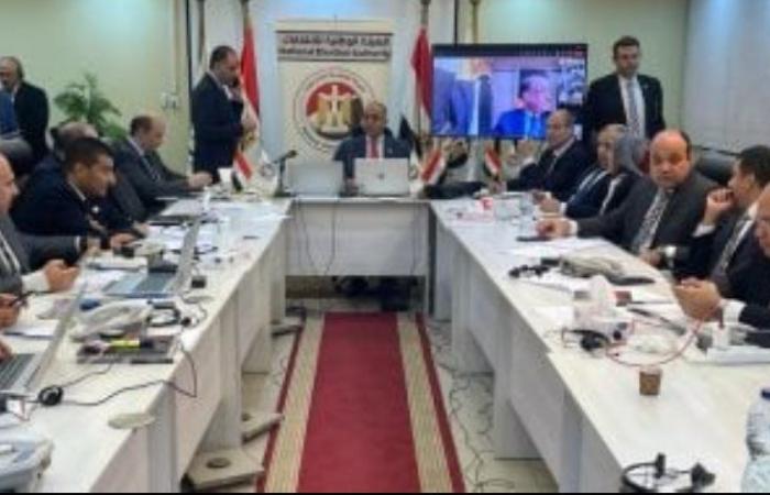 فور انتهاء الراحة .. الهيئة الوطنية تتابع سير انتخابات الشيوخ بعد استئناف التصويت