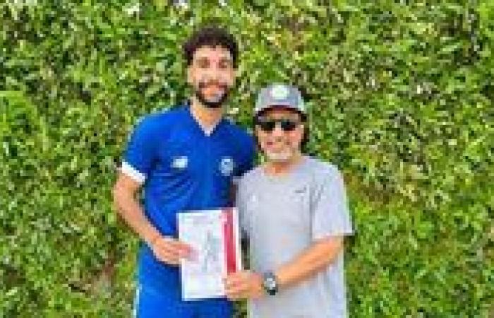 المريخ البورسعيدي يتعاقد مع محمد العربي صانع ألعاب الجمارك