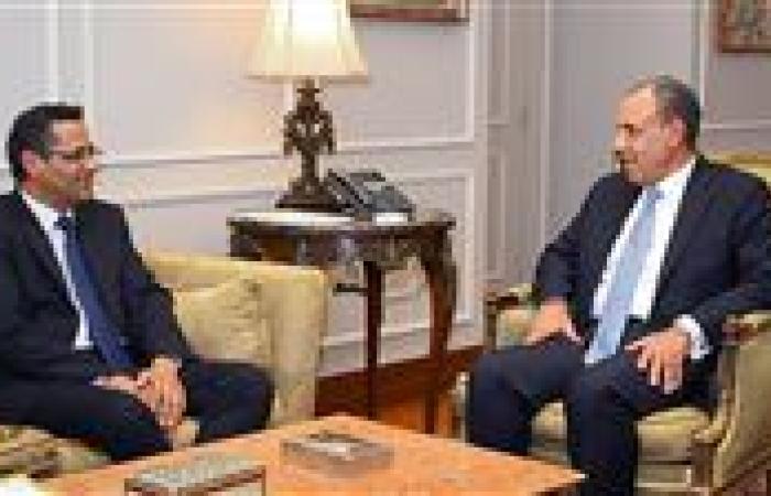وزير الخارجية يعرب عن تقديره لدور الصحفيين في الدفاع عن القضايا والمصالح الوطنية