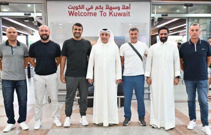 البرتغالي هوليو سوزا يصل الكويت لبدء مهمته مع "الأزرق"