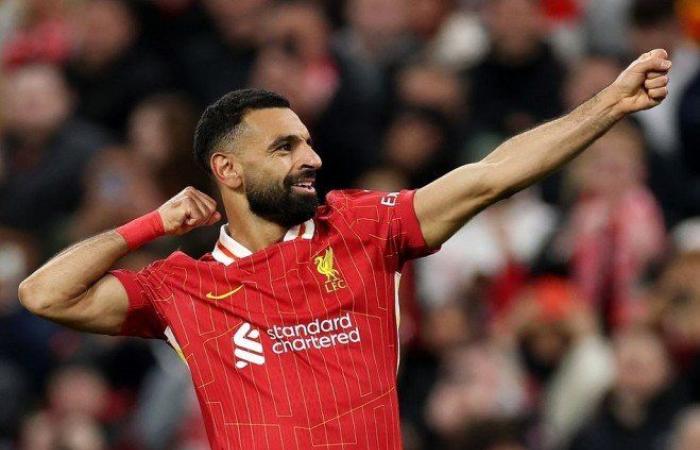 محمد صلاح وأشرف حكيمي مرشحان لجائزة الكرة الذهبية لعام 2025