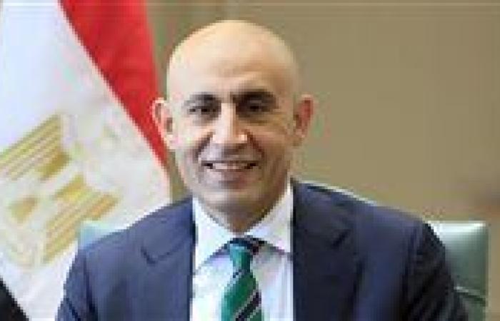 عاجل.. وزير التعليم يصدر قرارا وزاريا بشأن حركة بعض مديري ووكلاء المديريات التعليمية