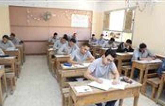 عاجل| انطلاق امتحانات الدبلومات الفنية للدور الثانى غدا.. تفاصيل