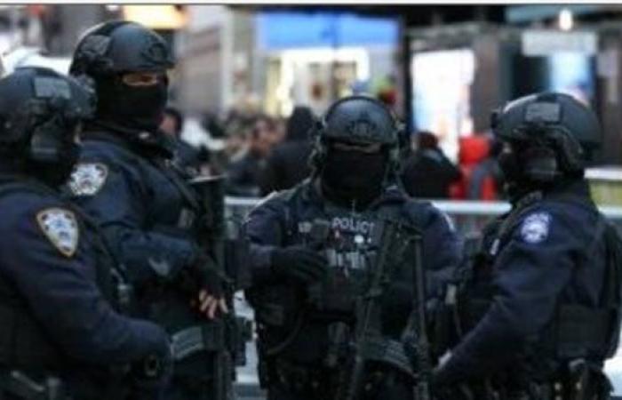الشرطة تقتل رجلا  بالرصاص  يحمل سكيناً في غرفة طوارئ أحد مستشفيات ولاية ويست فرجينيا