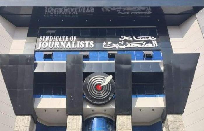الرئيس يوافق على صرف البدل النقدي المقترح من الحكومة للصحفيين