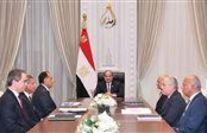 الرئيس السيسي يوجه بوضع خارطة طريق شاملة لتطوير الإعلام المصري