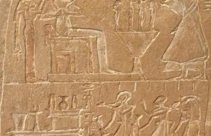 مصر تسترد 13 قطعة أثرية من المملكة المتحدة وألمانيا ضمن جهودها لاستعادة آثارها المنهوبة