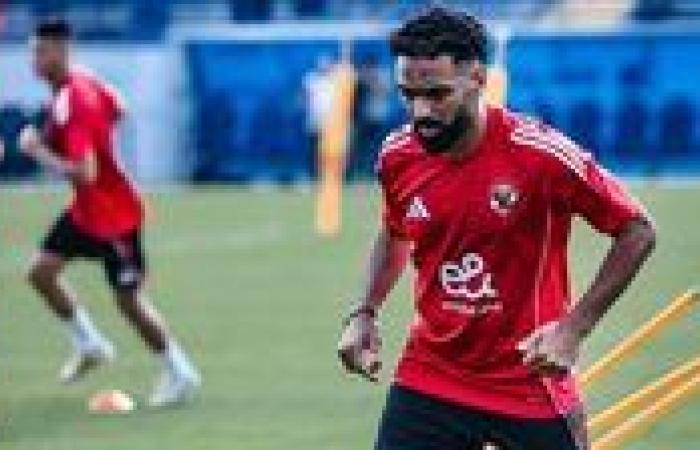 الأهلي يستعيد خدمات الشحات أمام فاركو في الدوري